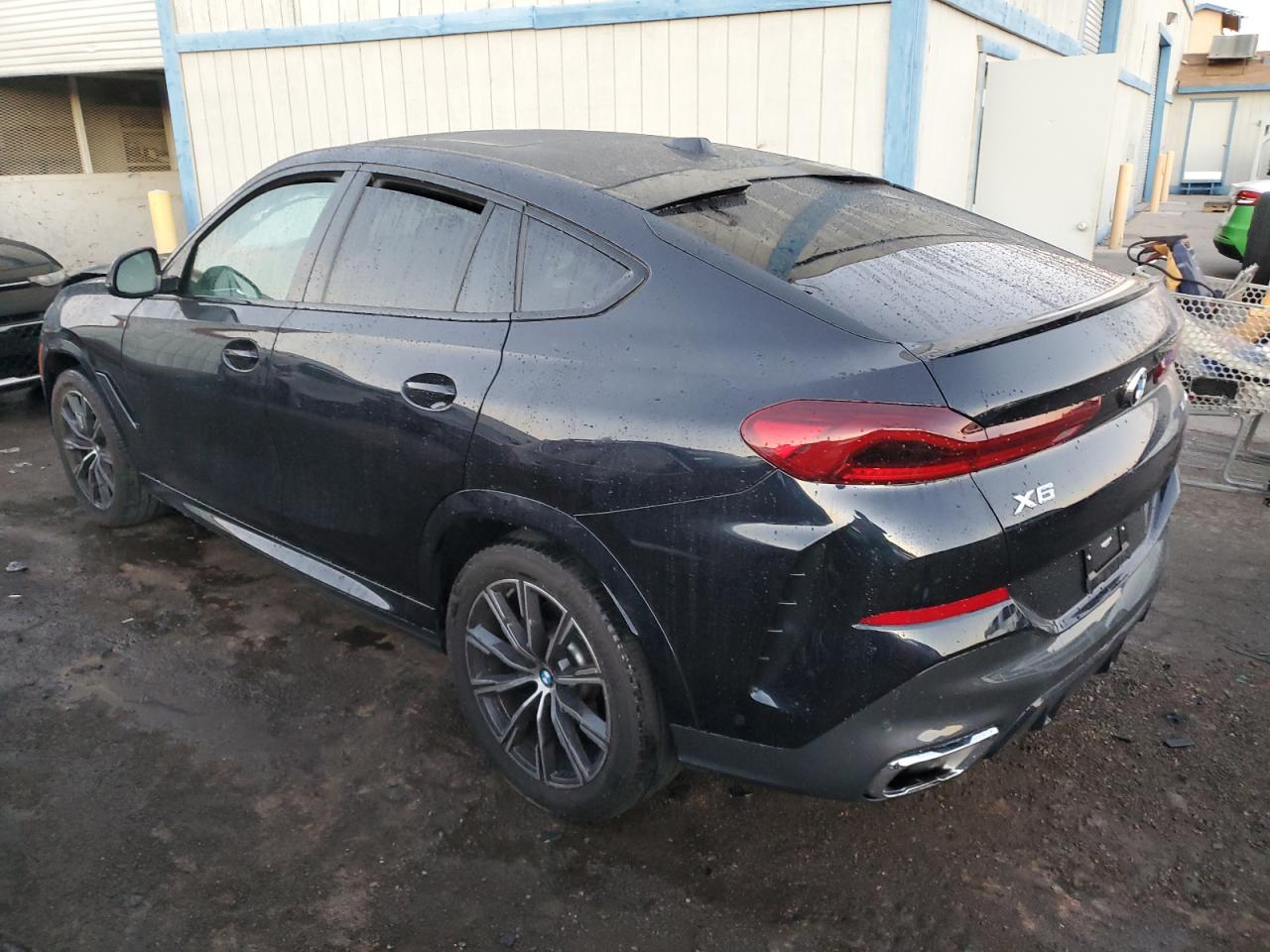 Obraz 2 z 2024 BMW X6 XDRIVE40I 2024 z VIN 5UX33EX02R9T16773