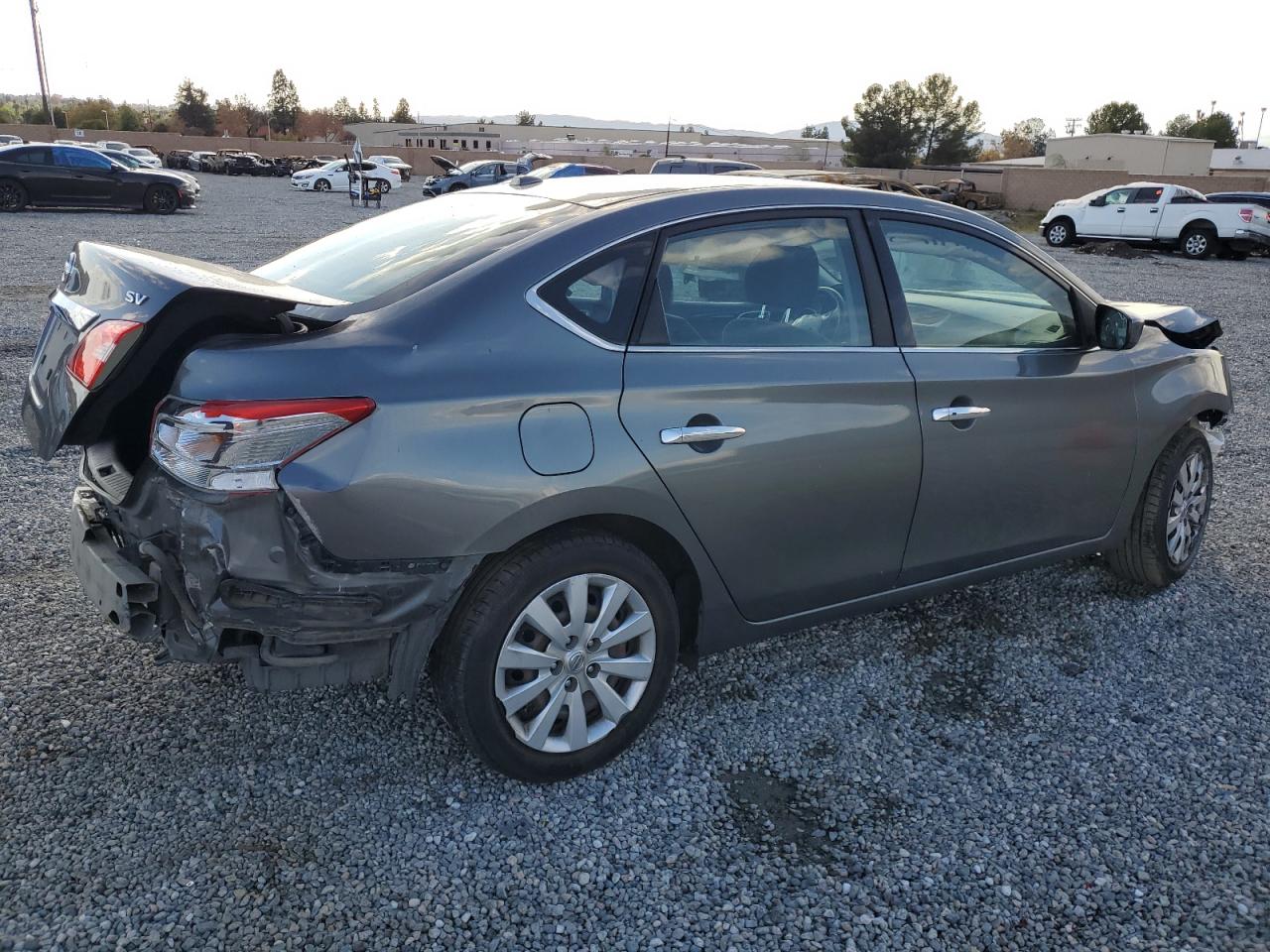 Obraz 3 z 2016 NISSAN SENTRA S 2016 z VIN 3N1AB7APXGL639196