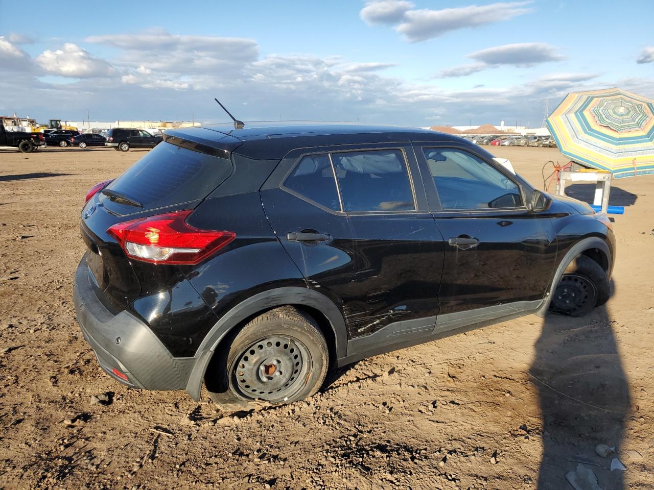 Obraz 3 z 2020 NISSAN KICKS S 2020 z VIN 3N1CP5BV1LL492952