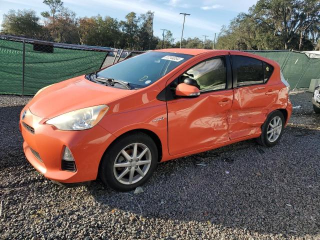 Image 1 of 2013 TOYOTA PRIUS C  2013 with VIN JTDKDTB33D1041759