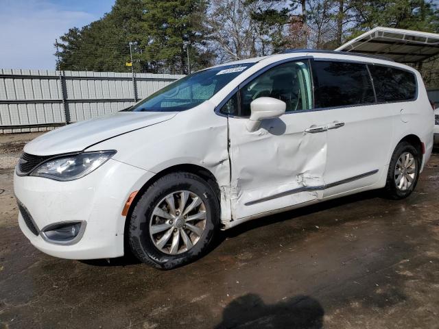 Image 1 of 2019 CHRYSLER PACIFICA TOURING L 2019 with VIN 2C4RC1BG3KR608909