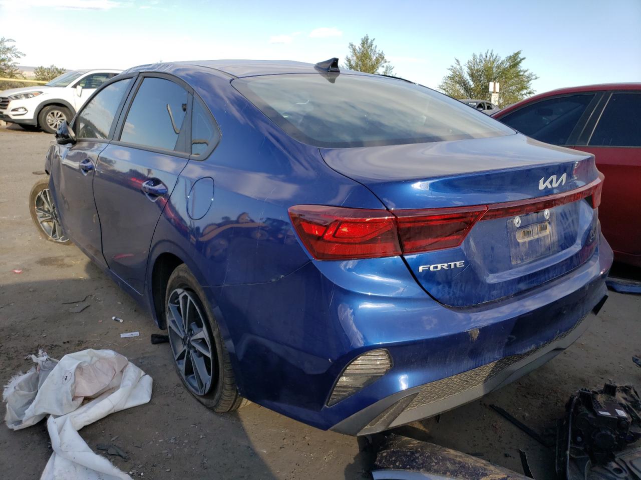 Изображение 2 2023 KIA FORTE LX 2023 с VIN 3KPF24AD6PE629115