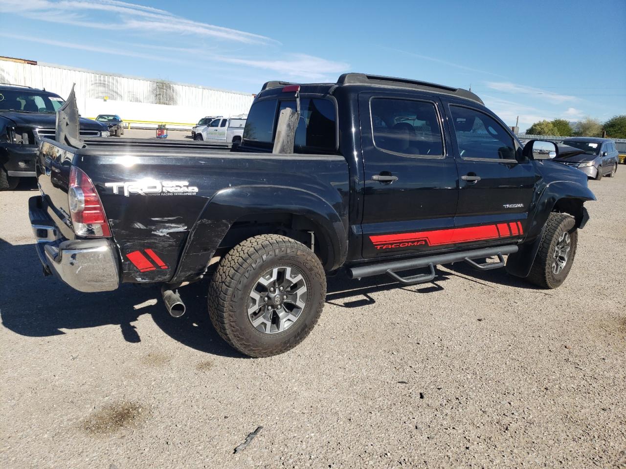 Image 3 of 2013 TOYOTA TACOMA DOUBLE CAB PRERUNNER 2013 with VIN 3TMJU4GN1DM140577