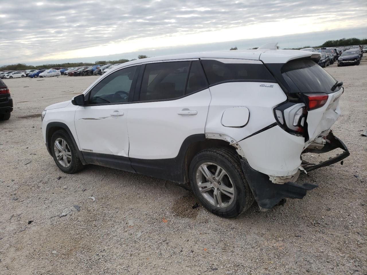 Obraz 2 z 2020 GMC TERRAIN SLE 2020 z VIN 3GKALMEV0LL305873