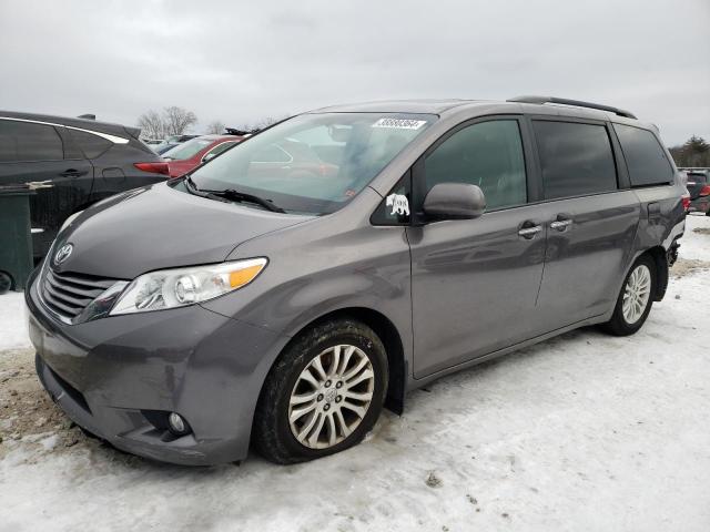 Изображение 2015 TOYOTA SIENNA XLE 2015
