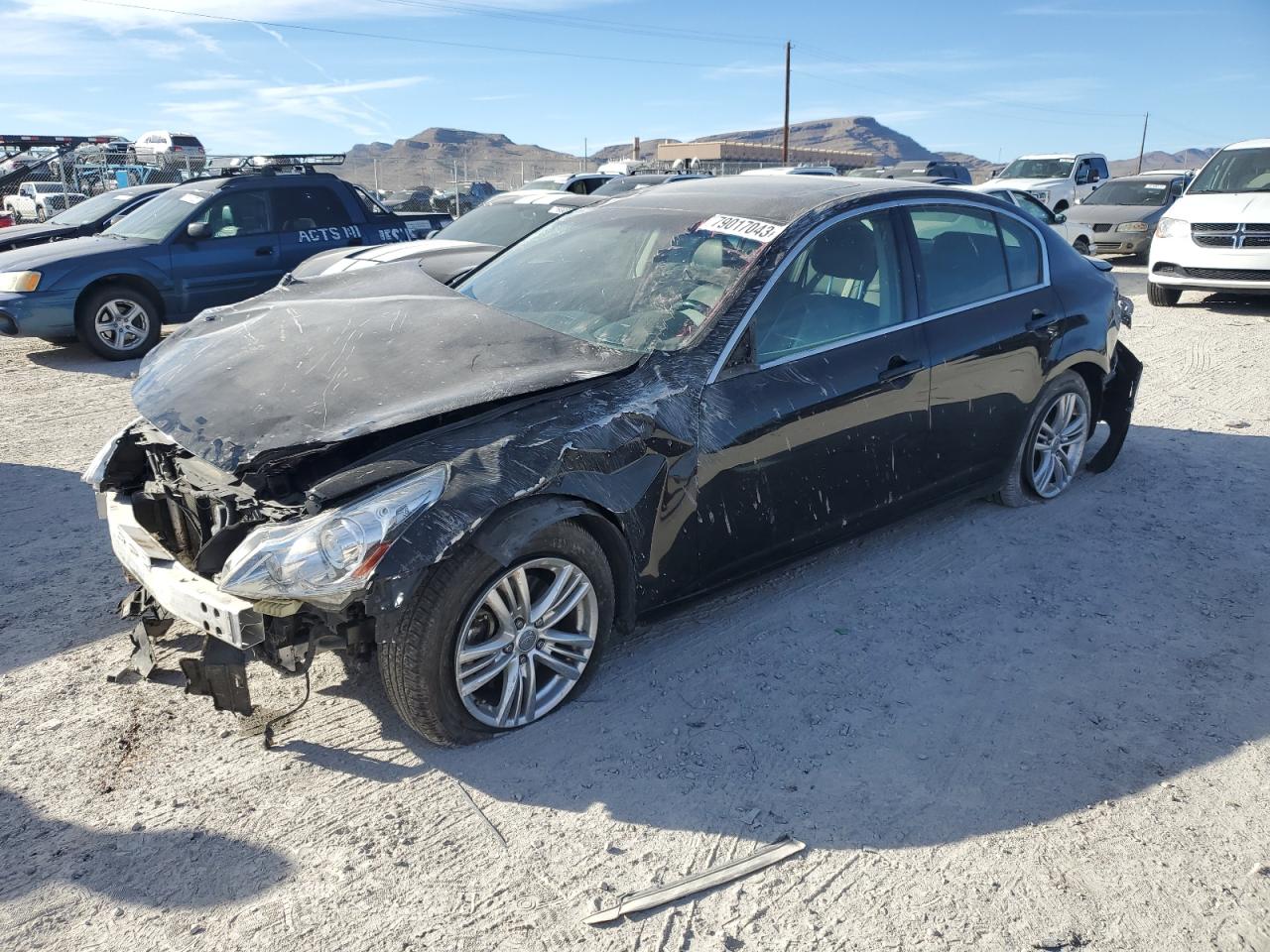 Obraz 2015 INFINITI Q40  2015