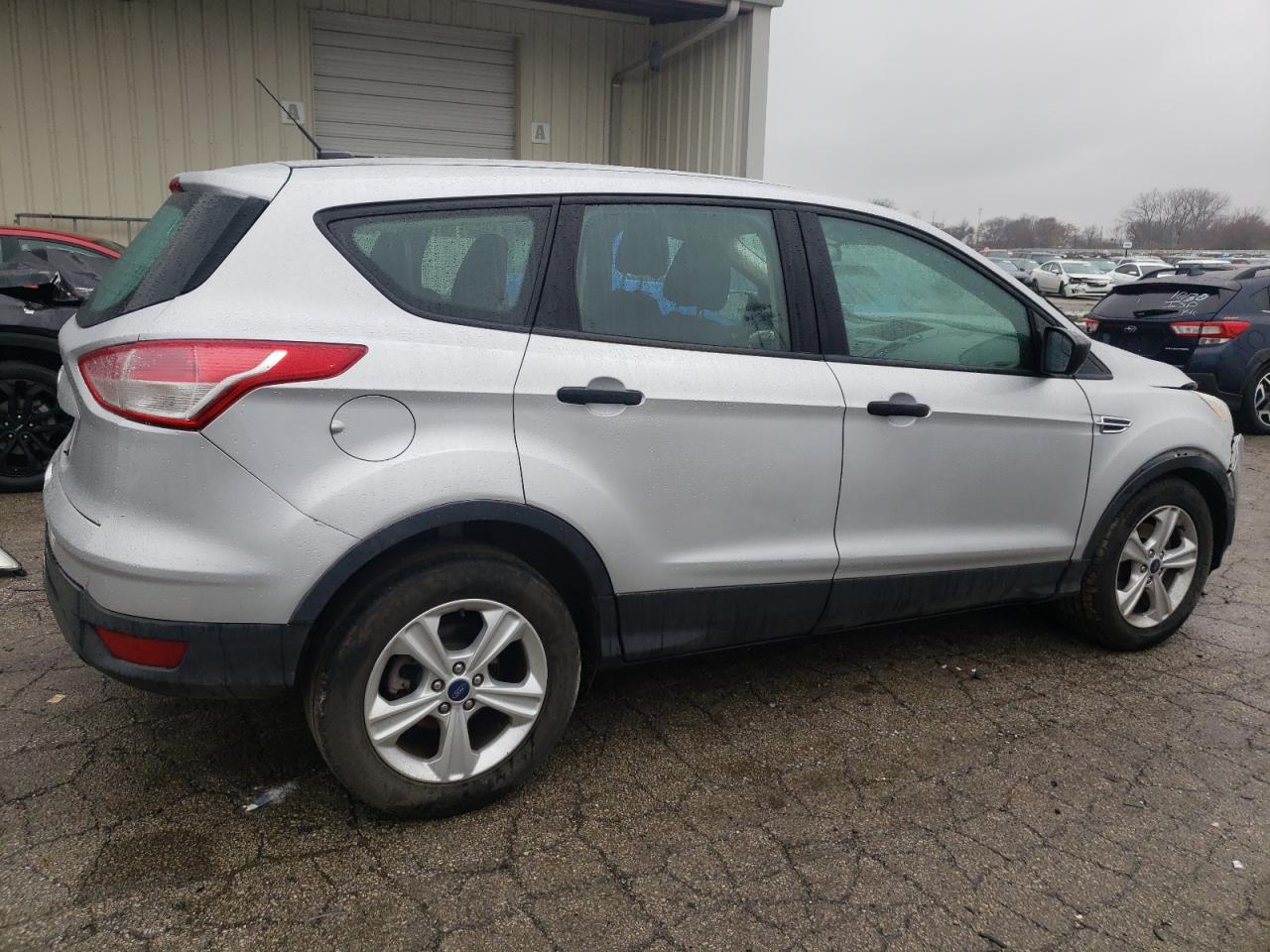 Изображение 3 2016 FORD ESCAPE S 2016 с VIN 1FMCU0F70GUA36341