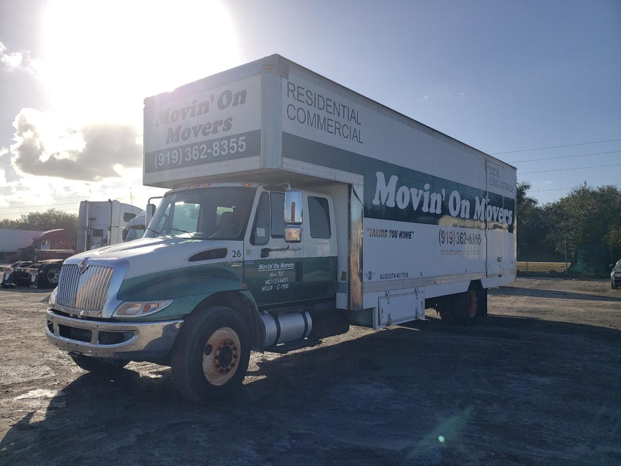 Obraz 2 z 2013 INTERNATIONAL 4000 4300 2013 z VIN 1HTMMAAN8DH147957