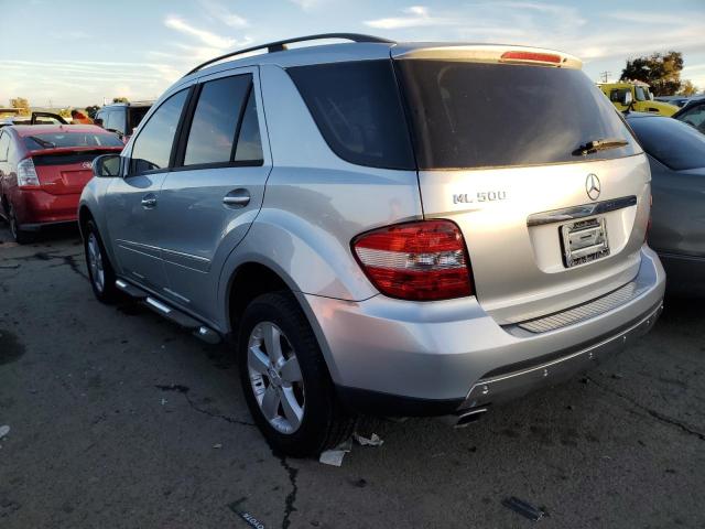 Obraz 2 z 2006 MERCEDES-BENZ ML 500 2006 z VIN 4JGBB75E16A069908