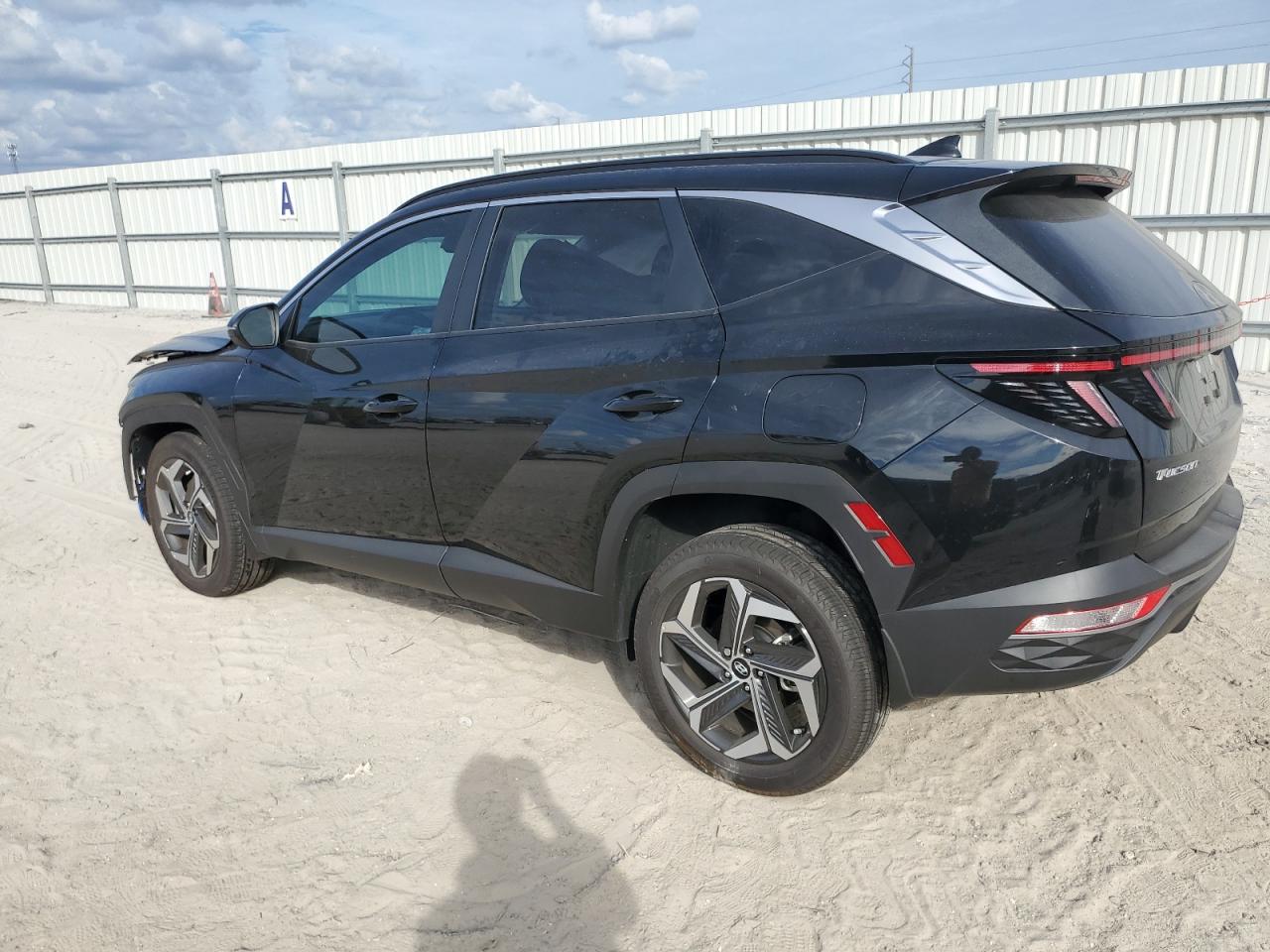 Obraz 2 z 2023 HYUNDAI TUCSON SEL 2023 z VIN 5NMJFCAE7PH272098