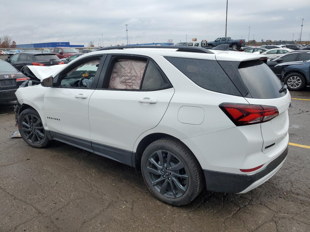 Изображение 2 2023 CHEVROLET EQUINOX RS 2023 с VIN 3GNAXMEG1PS190270