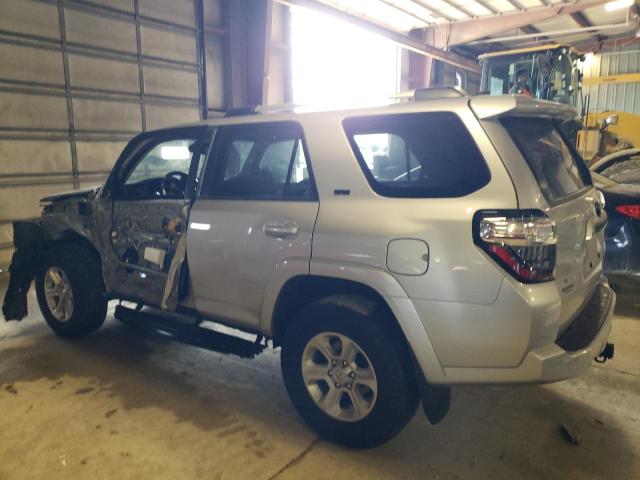 Obraz 2 z 2022 TOYOTA 4RUNNER SR5/SR5 PREMIUM 2022 z VIN JTENU5JR4N6039310