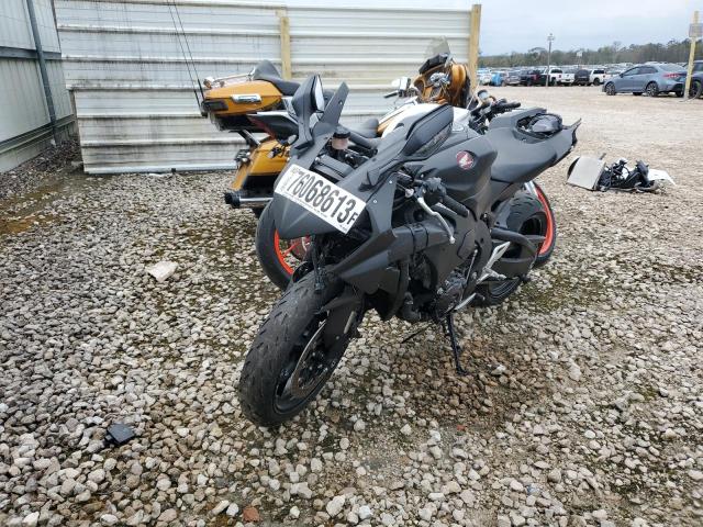 Изображение 2 2017 HONDA CBR1000 RR 2017 с VIN JH2SC7700HK000456