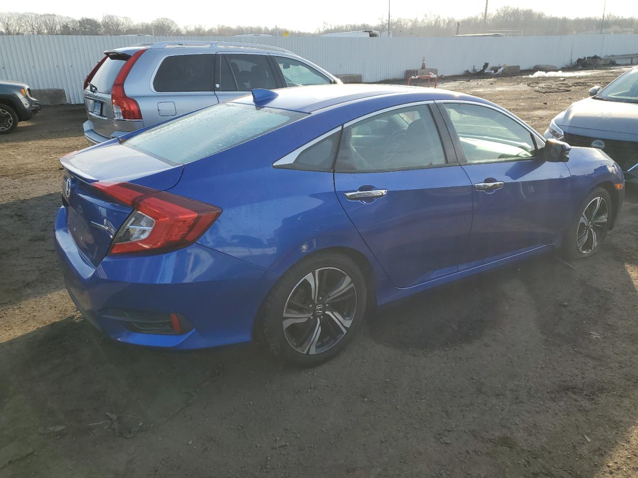 Image 3 of 2016 HONDA CIVIC TOURING 2016 with VIN 19XFC1F91GE205065