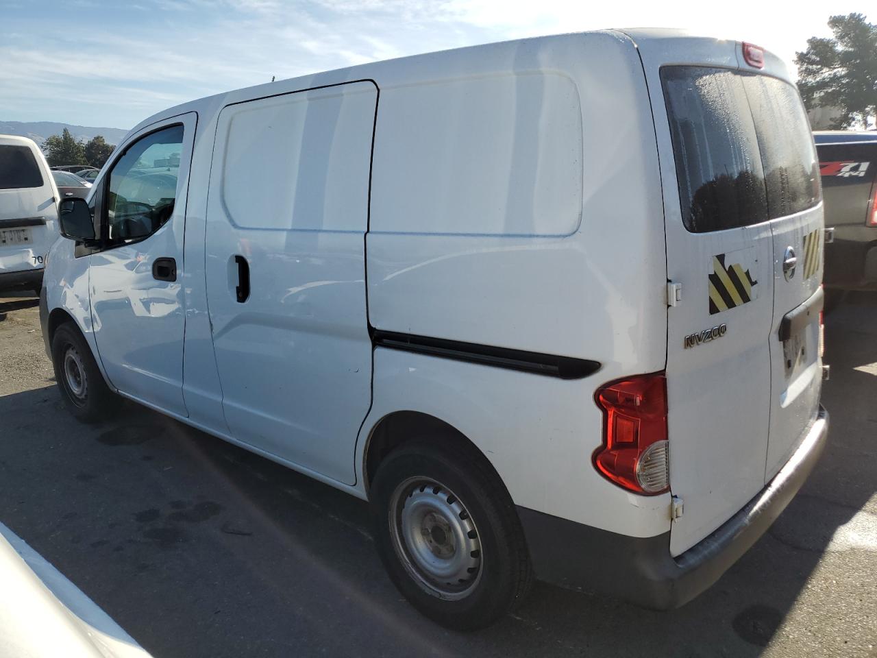 Image 2 of 2015 NISSAN NV200 2.5S 2015 with VIN 3N6CM0KNXFK730491