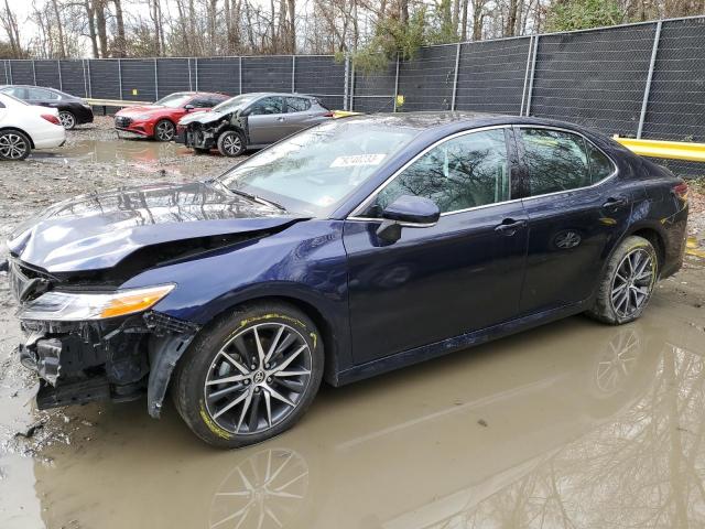 Image 1 of 2021 TOYOTA CAMRY XLE 2021 with VIN 4T1F31AK9MU553876