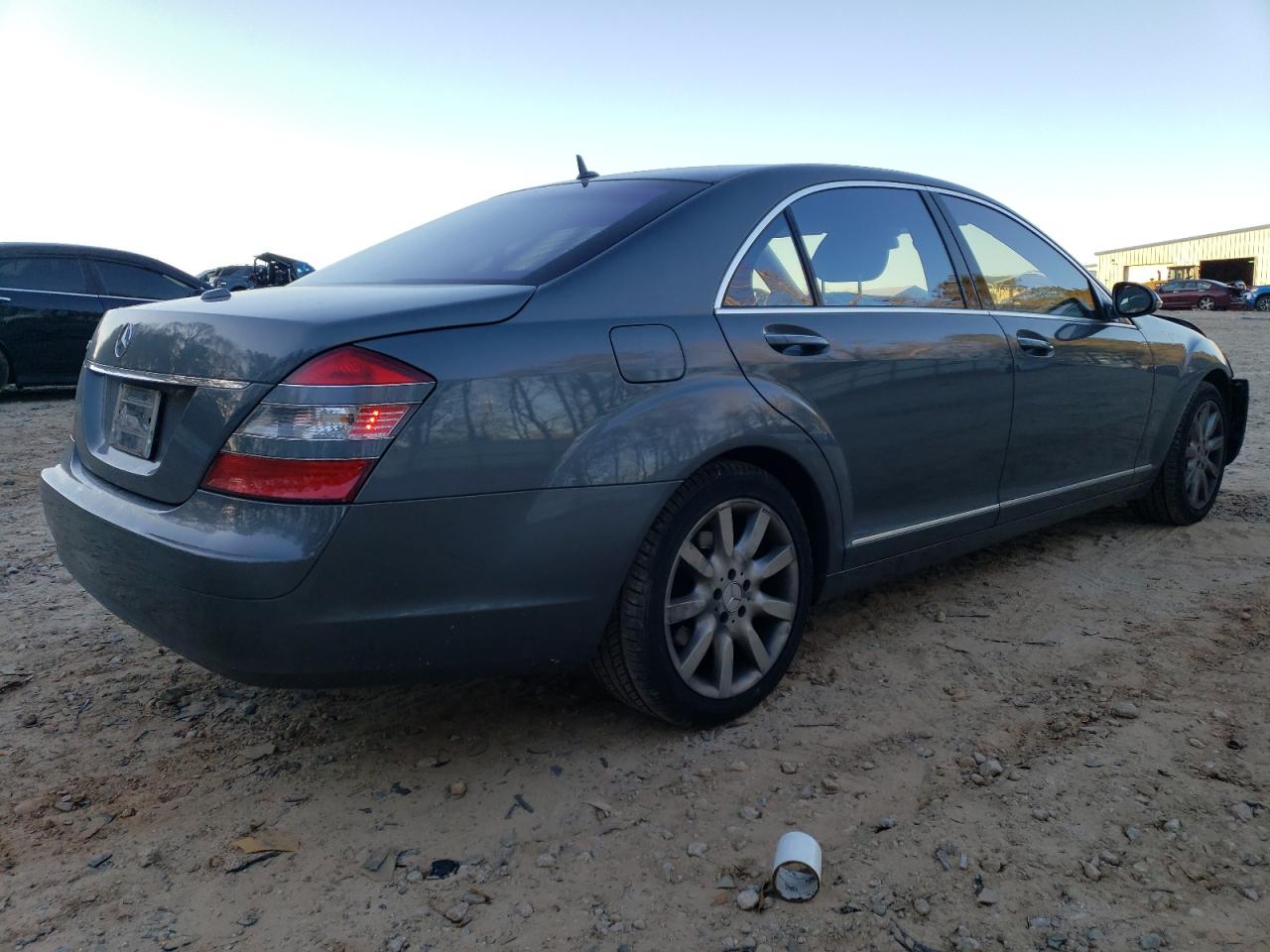 Image 3 of 2007 MERCEDES-BENZ S 550 2007 with VIN WDDNG71X97A068975