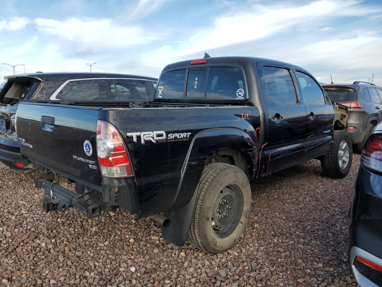 Image 3 of 2015 TOYOTA TACOMA DOUBLE CAB PRERUNNER 2015 with VIN 3TMJU4GN2FM193307