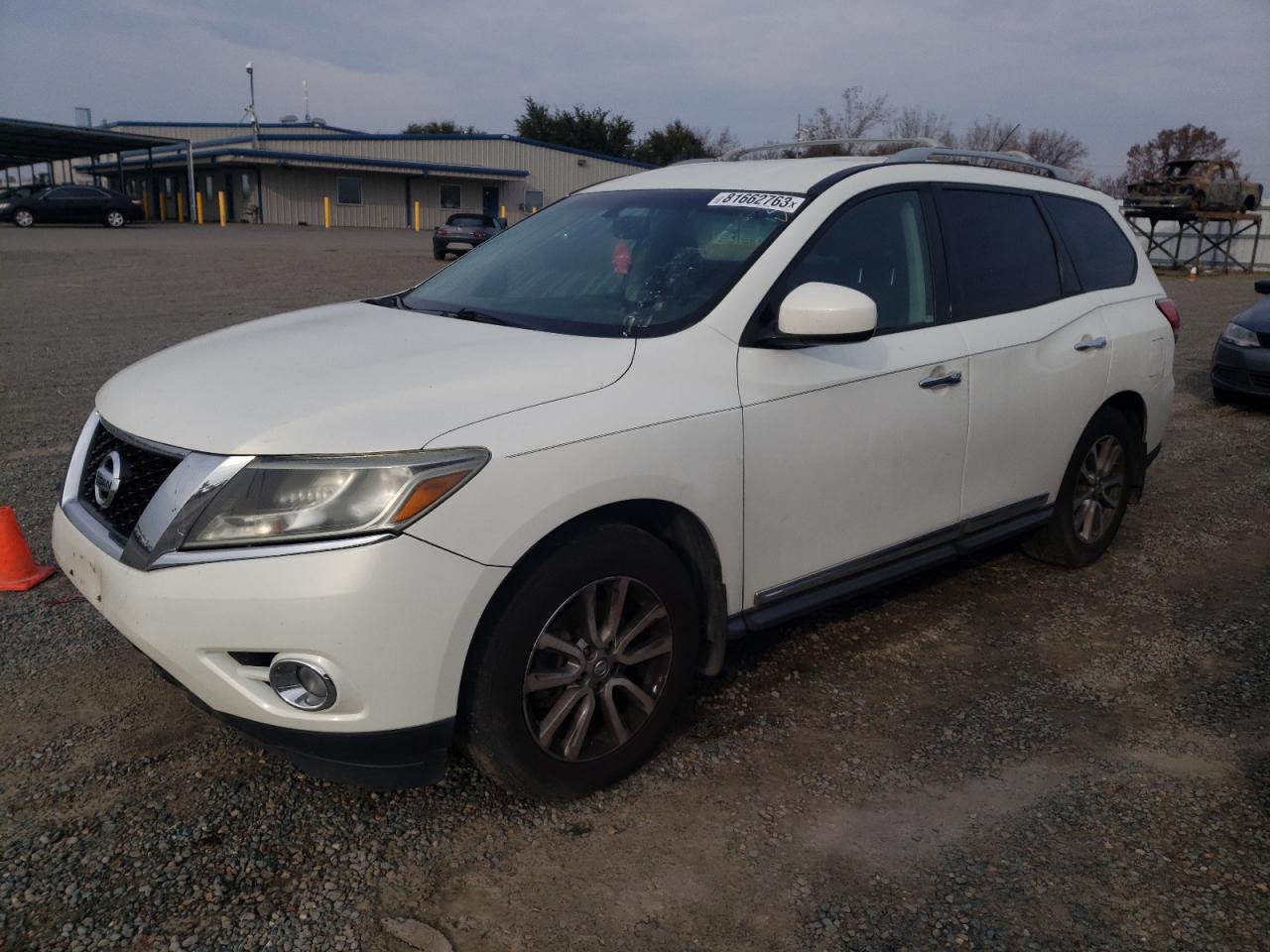 Image 1 of 2014 NISSAN PATHFINDER S 2014 with VIN 5N1AR2MN5EC725168