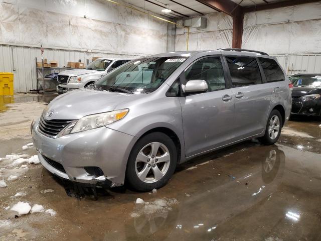 Obraz 2012 TOYOTA SIENNA LE 2012