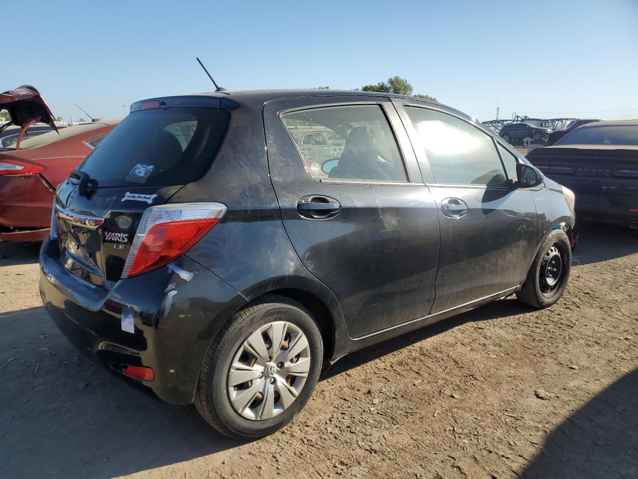 Изображение 3 2014 TOYOTA YARIS  2014 с VIN JTDKTUD39ED575757