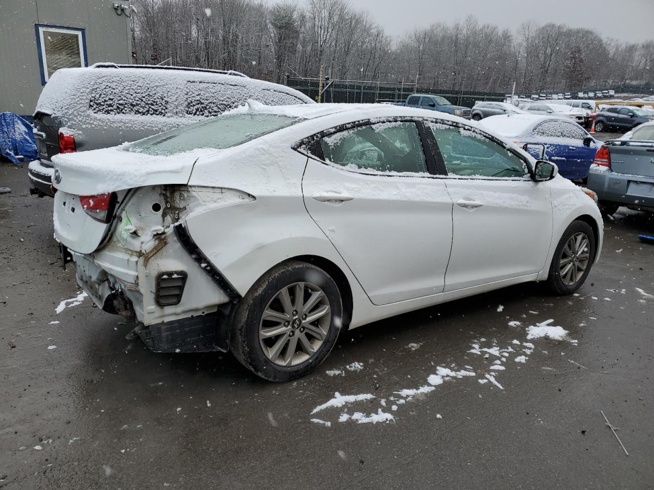 Image 3 of 2015 HYUNDAI ELANTRA SE 2015 with VIN 5NPDH4AE4FH551488