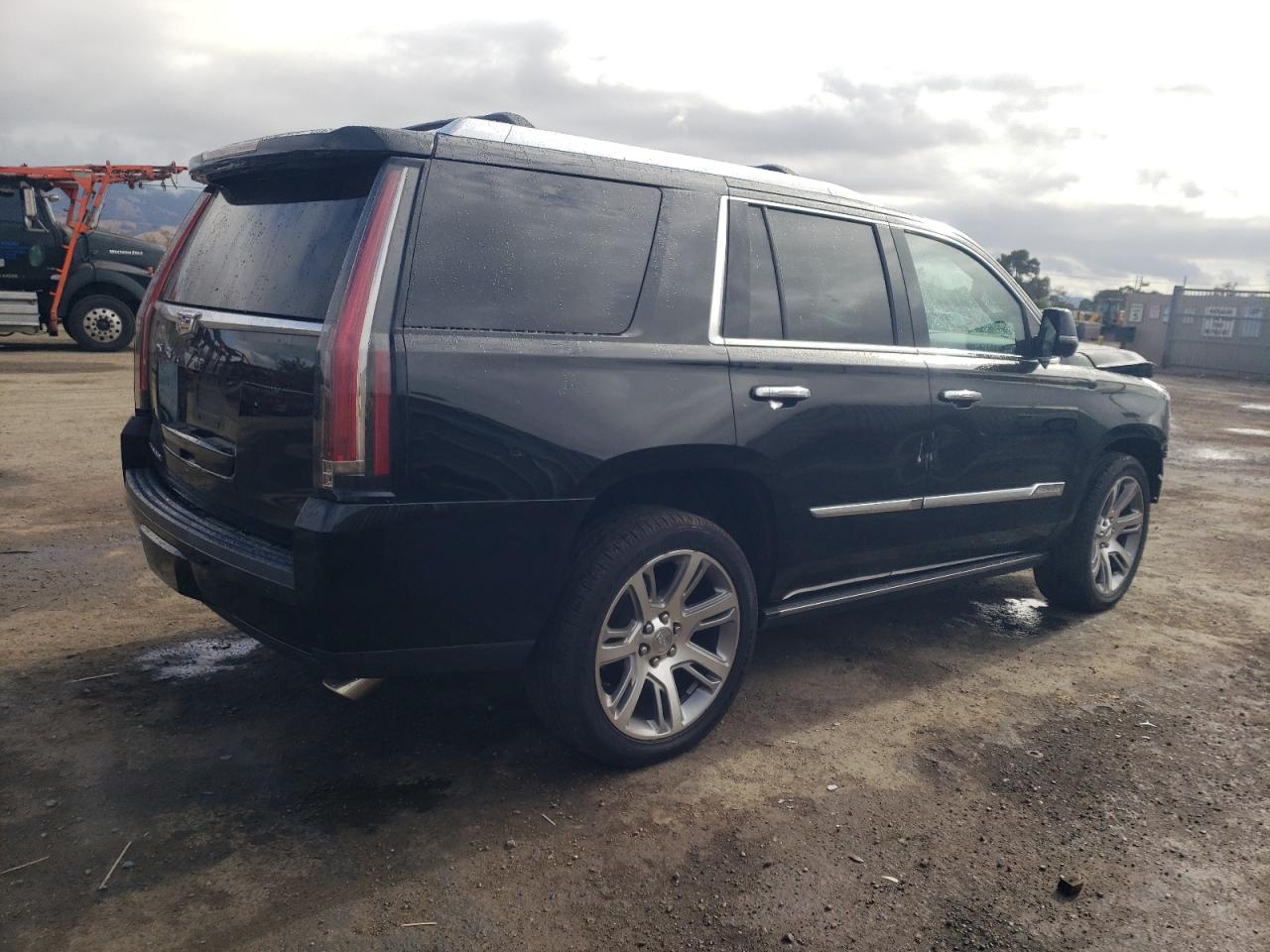 Изображение 3 Cadillac Escalade Premium 2015 с VIN 1GYS4NKJ8FR551582