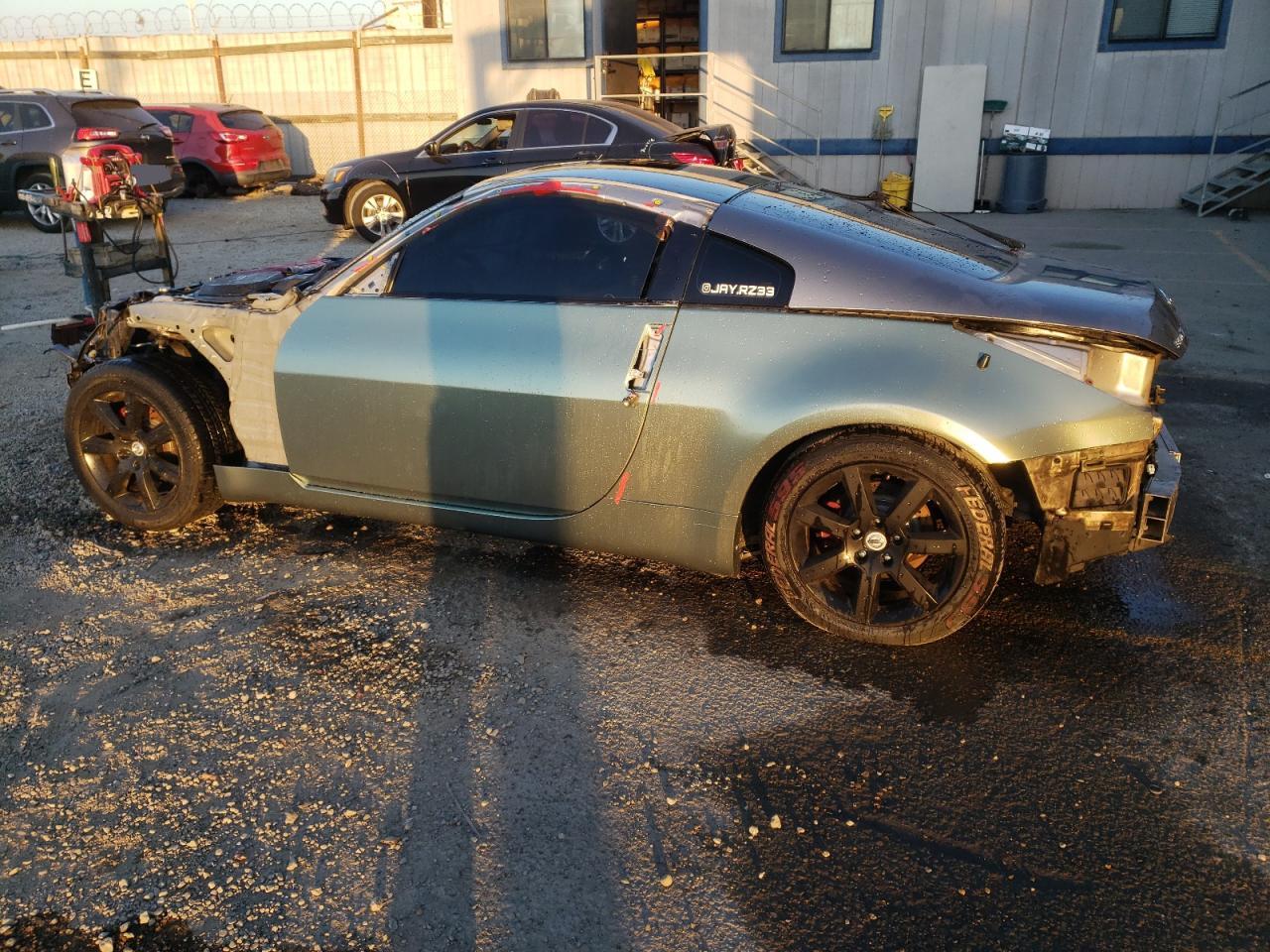 Image 2 of 2004 NISSAN 350Z COUPE 2004 with VIN JN1AZ34D94T163665