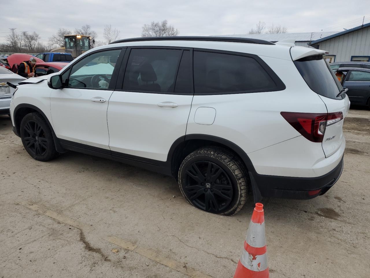 Obraz 2 z 2021 HONDA PILOT BLACK 2021 z VIN 5FNYF6H77MB087165