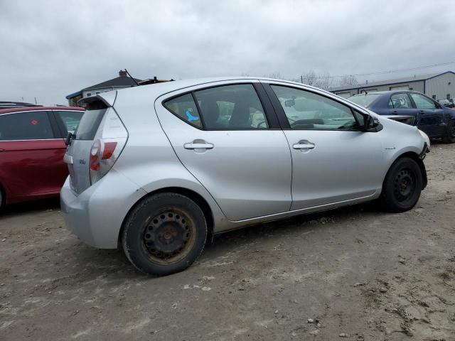 Obraz 3 z 2012 TOYOTA PRIUS C  2012 z VIN JTDKDTB32C1526490