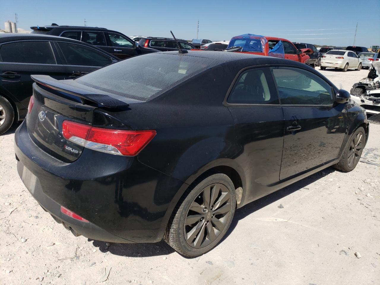 Image 3 of 2012 KIA FORTE SX 2012 with VIN KNAFW6A39C5514907