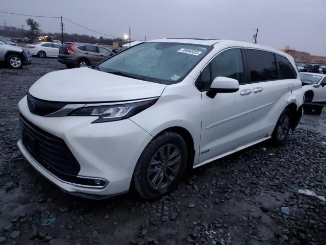 Image 1 of 2021 TOYOTA SIENNA XLE 2021 with VIN 5TDYRKEC0MS014362