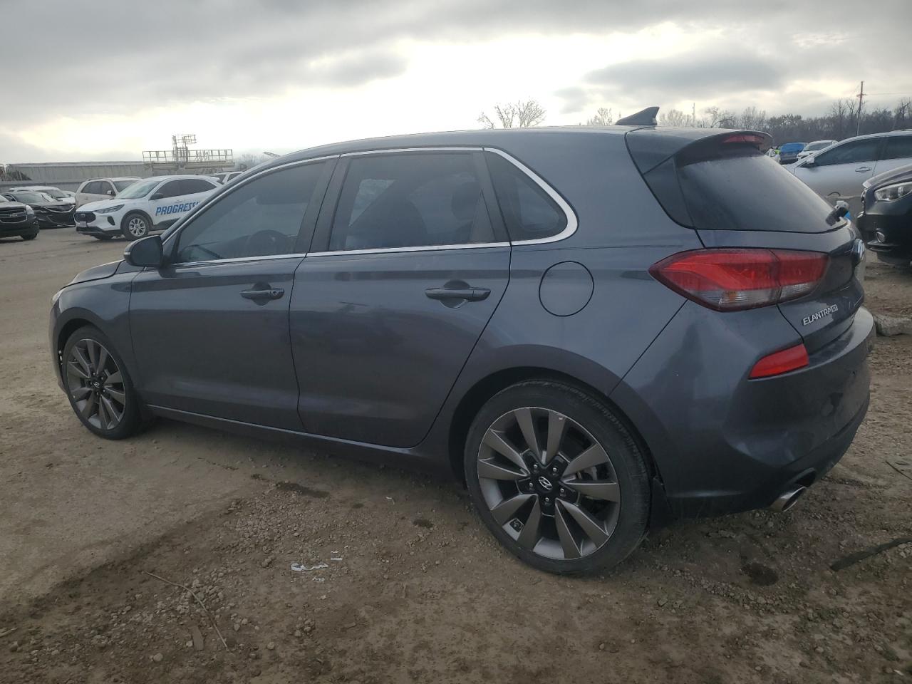 Изображение 2 2018 HYUNDAI ELANTRA GT SPORT 2018 с VIN KMHH55LC8JU064154