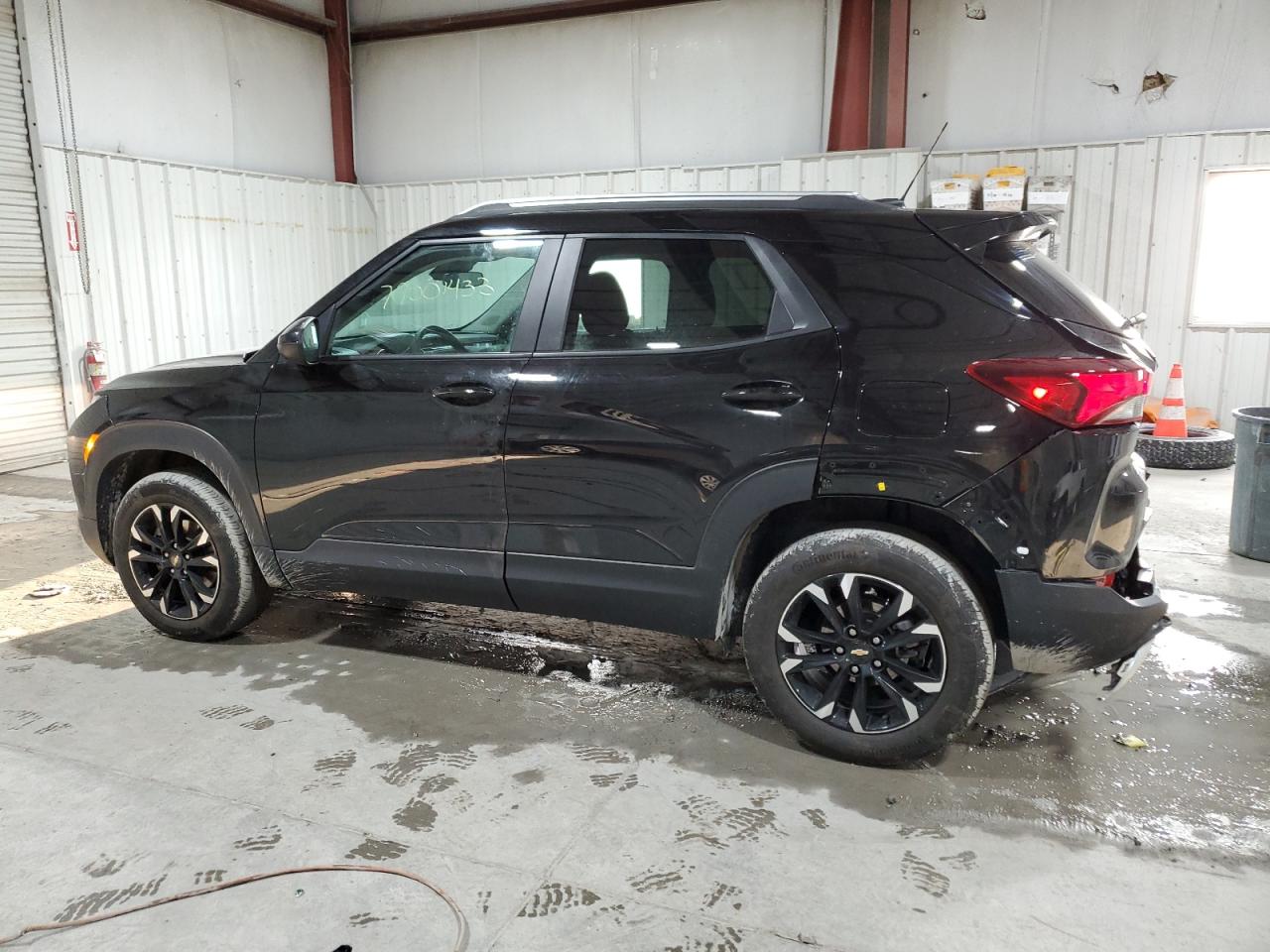 Image 2 of 2023 CHEVROLET TRAILBLAZER LT 2023 with VIN KL79MRSL2PB002951