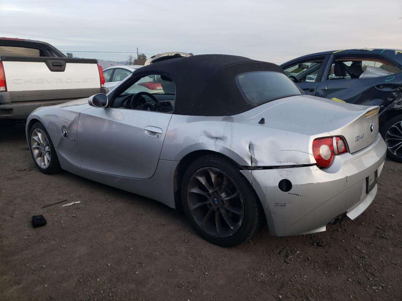 Image 2 of 2005 BMW Z4 2.5 2005 with VIN 4USBT33545LS55971