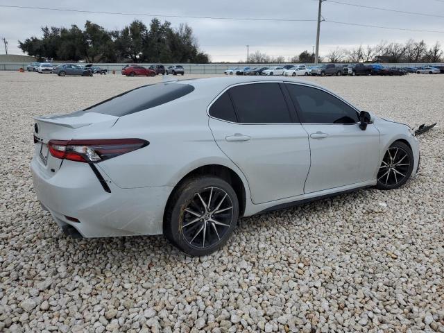 Image 3 of 2022 TOYOTA CAMRY SE 2022 with VIN 4T1G11AK0NU058333