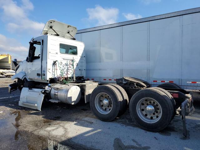 Image 3 of 2019 VOLVO VN VNL 2019 with VIN 4V4NC9EH8KN217435