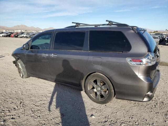 Image 2 of 2017 TOYOTA SIENNA SE 2017 with VIN 5TDXZ3DC6HS774997