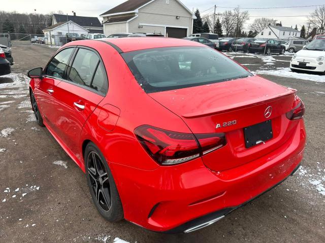 Image 2 of 2019 MERCEDES-BENZ A 220 2019 with VIN WDD3G4EB6KW002786