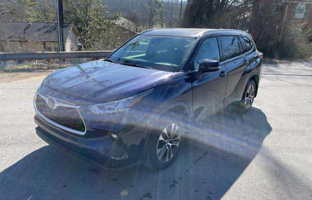 Изображение 2 2021 TOYOTA HIGHLANDER XLE 2021 с VIN 5TDGZRBH6MS540709