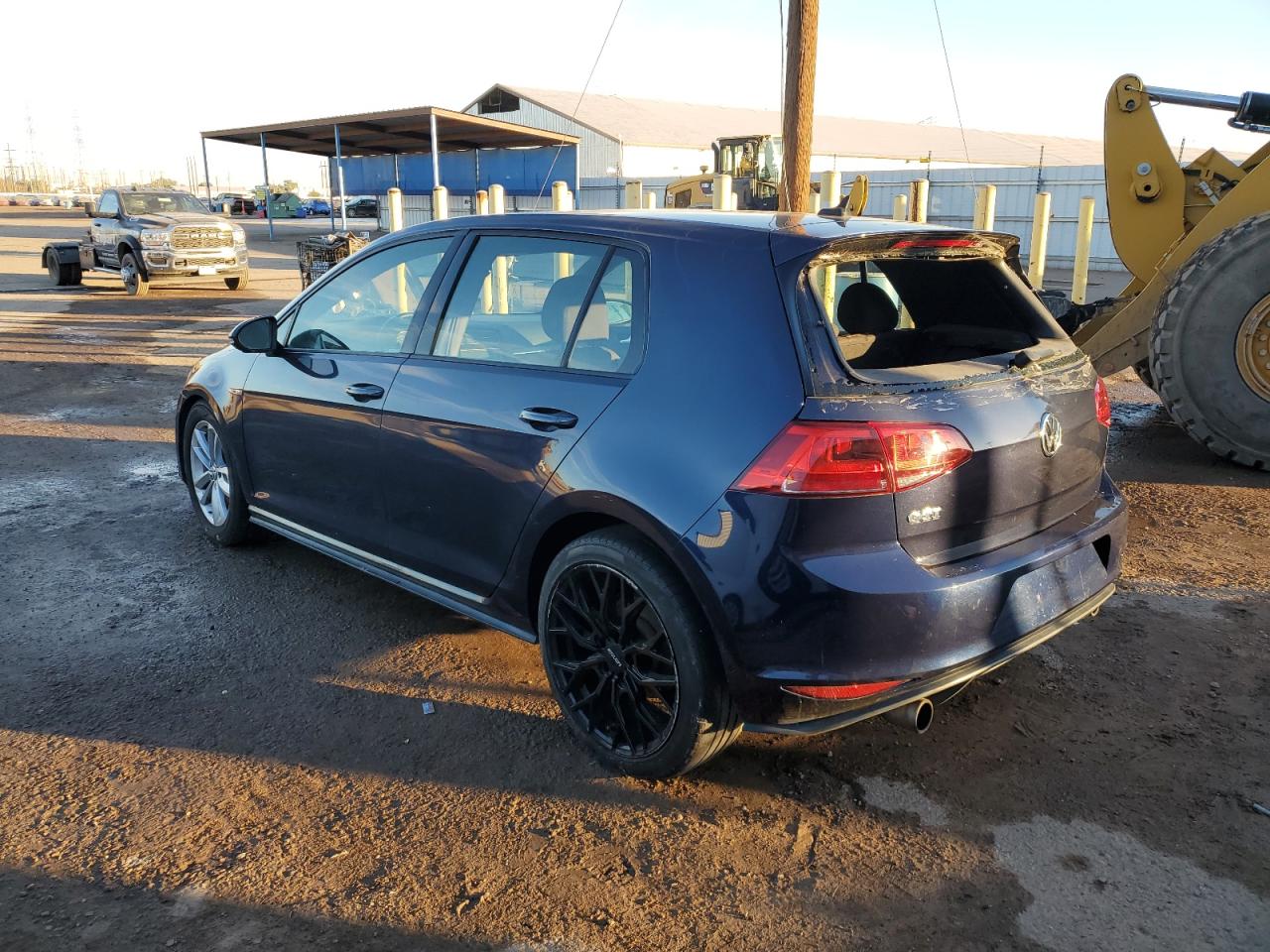 Image 2 of 2016 VOLKSWAGEN GTI S/SE 2016 with VIN 3VW5T7AU2GM015353