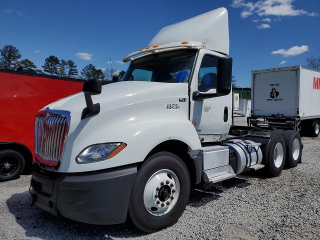 Изображение 2 2019 INTERNATIONAL LT625  2019 с VIN 3HCDZTZR7KL604129