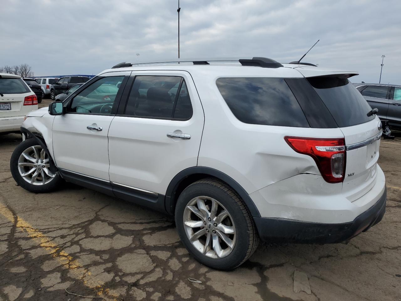 Obraz 2 z 2014 FORD EXPLORER XLT 2014 z VIN 1FM5K8D81EGB08152