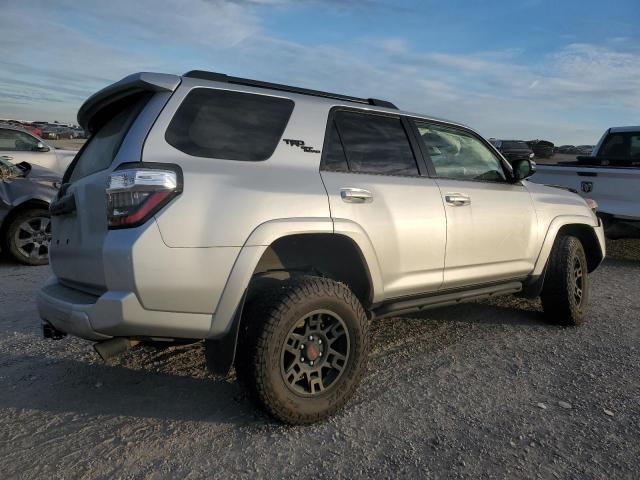 Изображение 3 2022 TOYOTA 4RUNNER SR5 PREMIUM 2022 с VIN JTERU5JR4N5998018