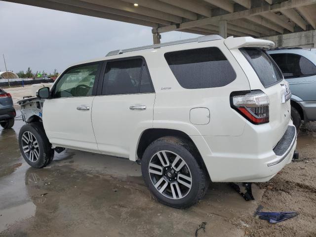 Изображение 2 2018 TOYOTA 4RUNNER SR5 2018 с VIN JTEZU5JR1J5191420