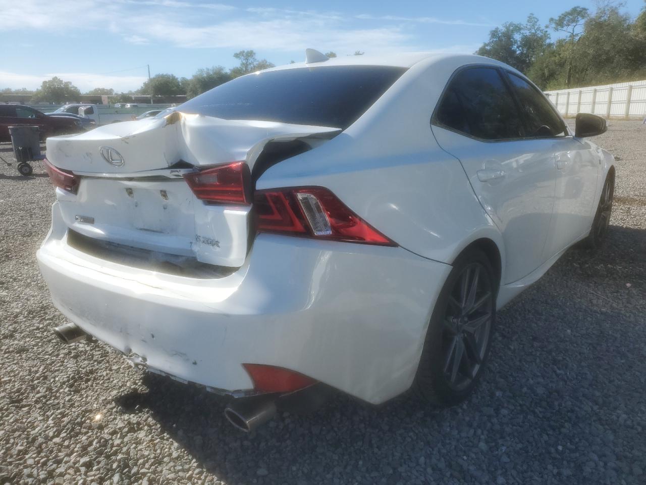 Obraz 3 z 2016 LEXUS IS 200T 2016 z VIN JTHBA1D21G5017649