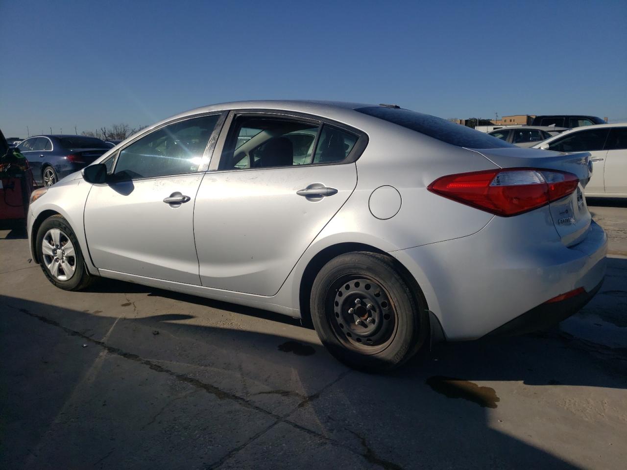 Obraz 2 z 2015 KIA FORTE LX 2015 z VIN KNAFK4A65F5329879