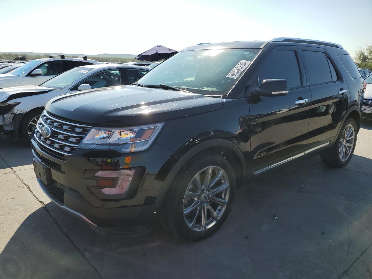 Image 1 of Ford Explorer Limited 2017 with VIN 1FM5K7F82HGE36403