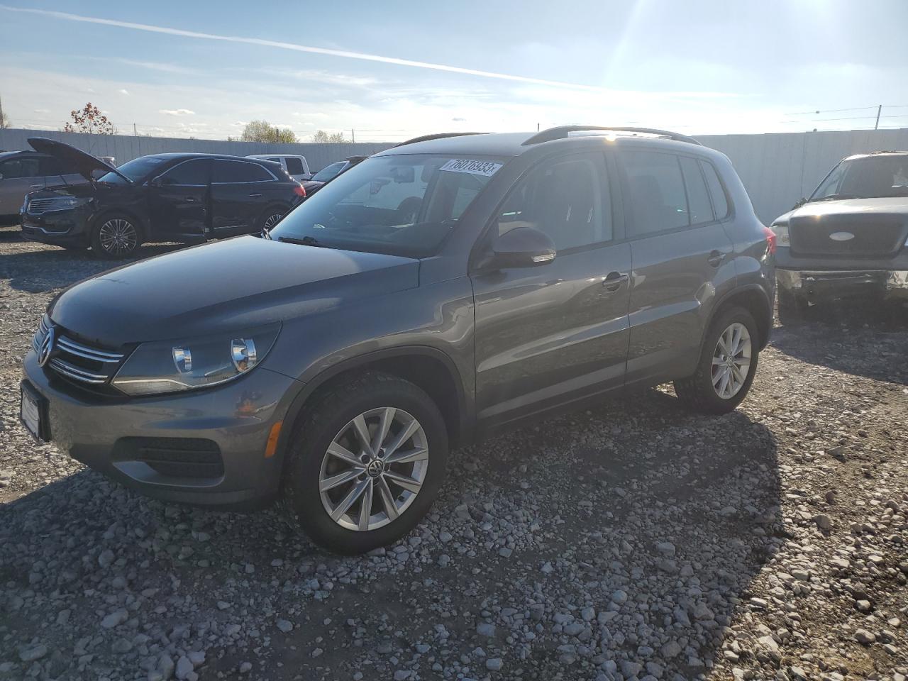 Obraz 1 z 2015 VOLKSWAGEN TIGUAN S 2015 z VIN WVGBV7AX2FW512262