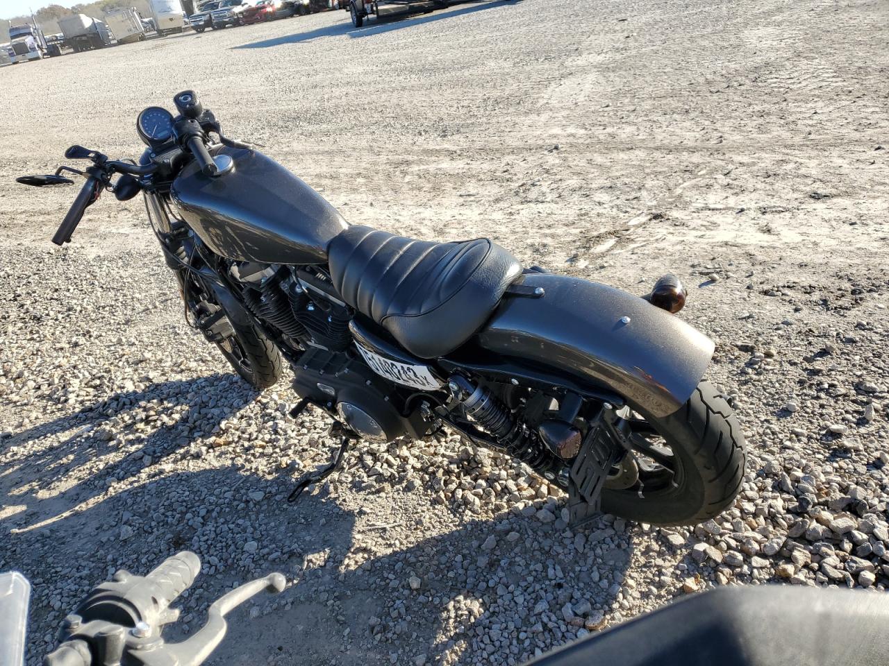Image 3 of 2020 HARLEY-DAVIDSON XL883 N 2020 with VIN 1HD4LE21XLB407567